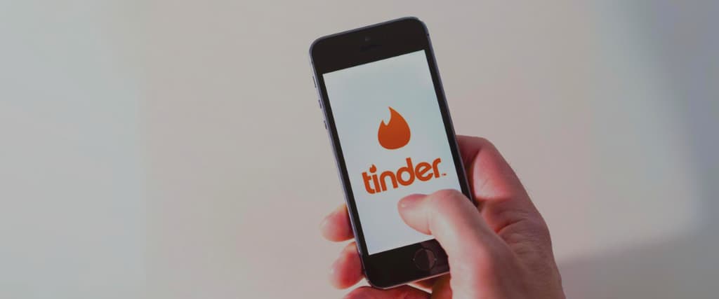 Cute and Funny Tinder Pick-Up Lines for guys who think women won’t find them hot